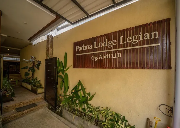 別荘 Padma Legian スミニャック